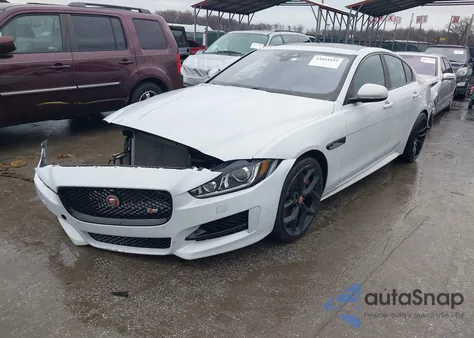 2017 Jaguar Xe 35T R-Sport из США, поврежденный, VIN SAJAL4BVXHA968058
